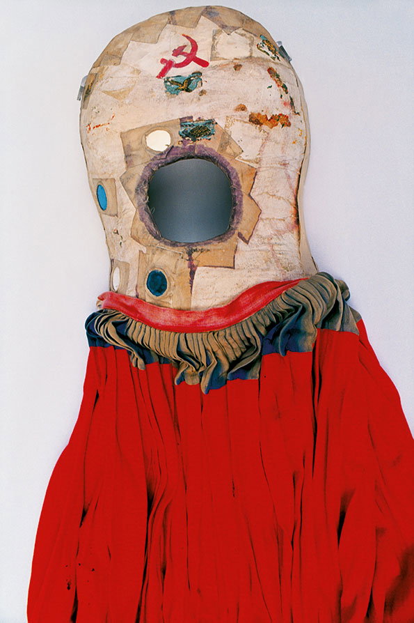 Frida-by Ishiuchi-_23_-2012-2015(Red-Skirt-and-Cream-Corset) .jpg