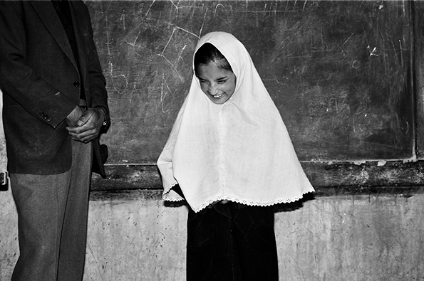 ruvanwijesooriya-yearbookafghanistan-itsnicethat-11.png