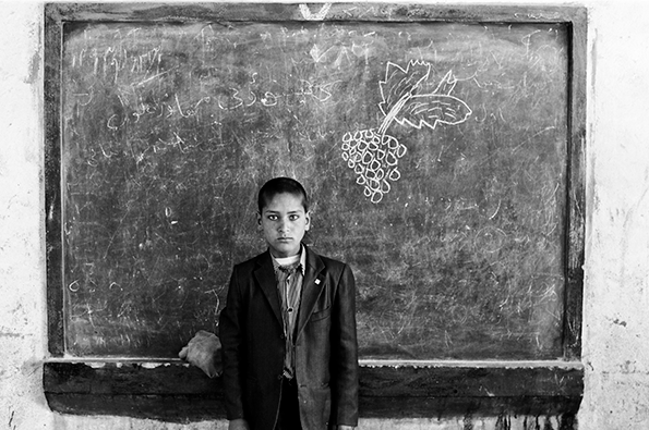ruvanwijesooriya-yearbookafghanistan-itsnicethat-15.png