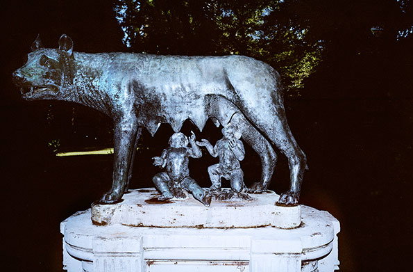 Tine-Bek-Barok-itsnicethat-10dogstatue.jpg