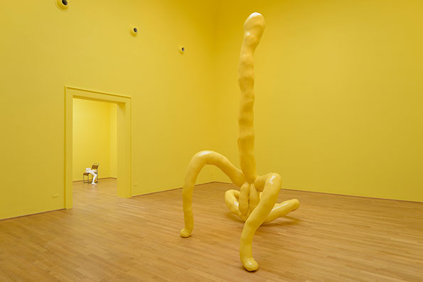Sarah_Lucas_Deep_Cream_Maradona_its_nice_that.jpg