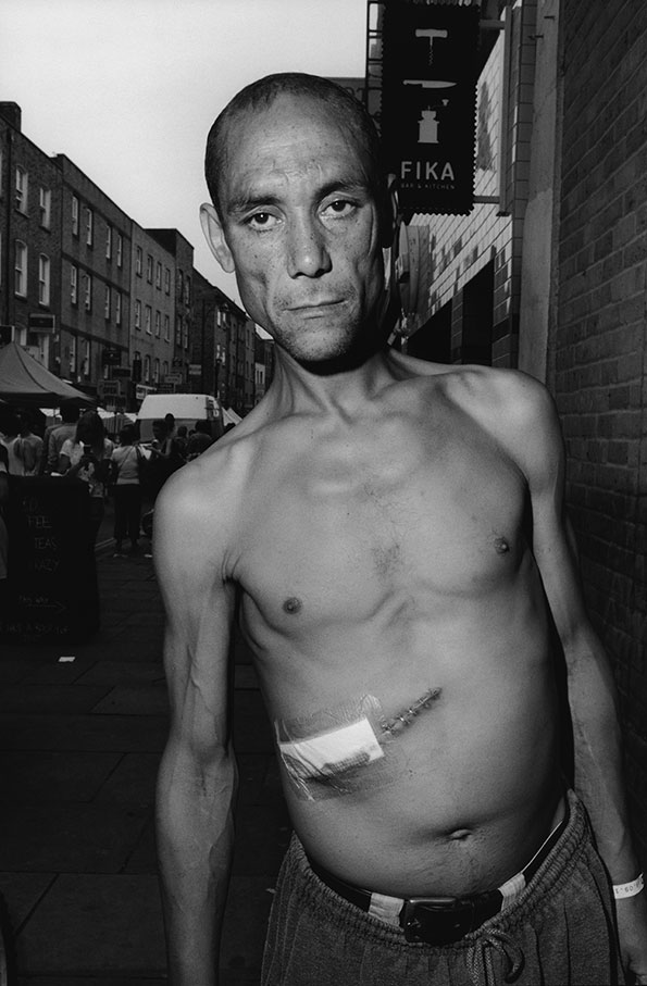 Bruce-Gilden-A-Complete-Examination-of-Middlesex-its-nice-that-2.jpg