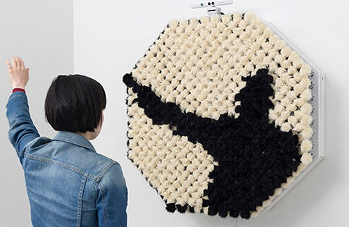 Extraordinary "fur mirror" reacts to people and objects in front of it