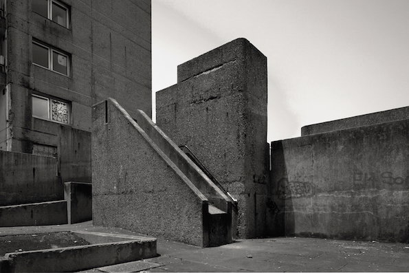 Balfron_Tower_playgound_2015_It's_Nice_That_1.jpg