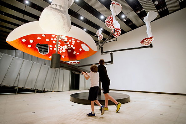 Carsten-Höller_-Flying-Mushrooms_-2015-©-Carsten-Höller.-Installation-View-Carsten-Höller-l-Decision_-Hayward-Gallery_-London-2015.-Courtesy-of-the-artist_-Photo-©-Linda-Nylind.jpg