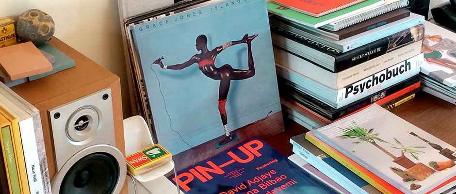 come-de-bouchony-bookshelf-itsnicethat-list.jpg