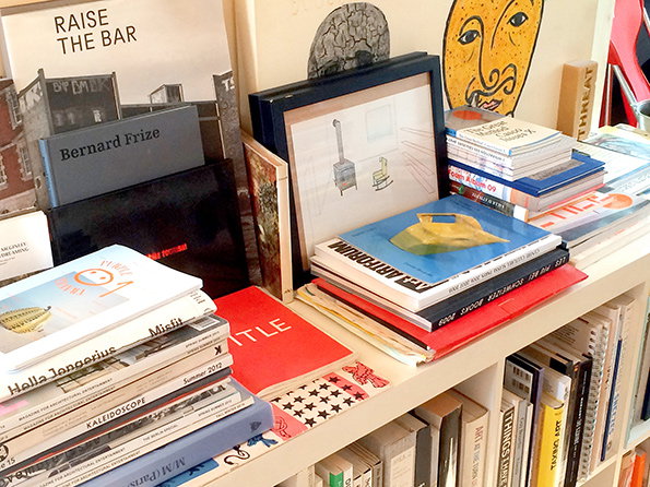 come-de-bouchony-bookshelf-itsnicethat-all-6.jpg