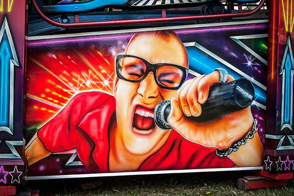 Nigel-Edginton-Vigus-Fairground-its-nice-that-Thurston's-shutter-2_adj_72dpi.jpg