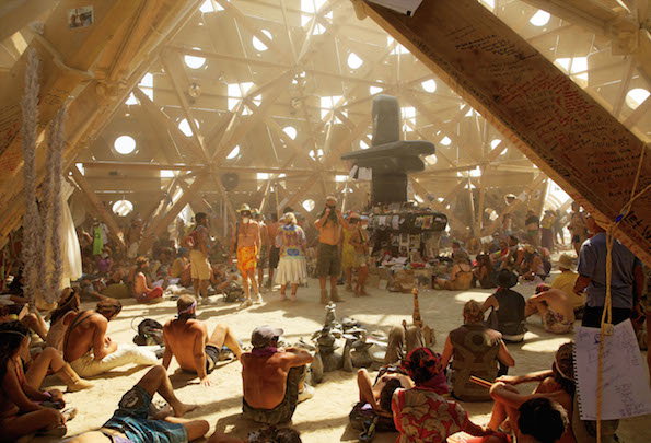 Burning_Man_INT_9.jpg