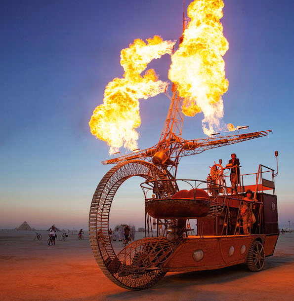 Burning_Man_INT_6.jpg