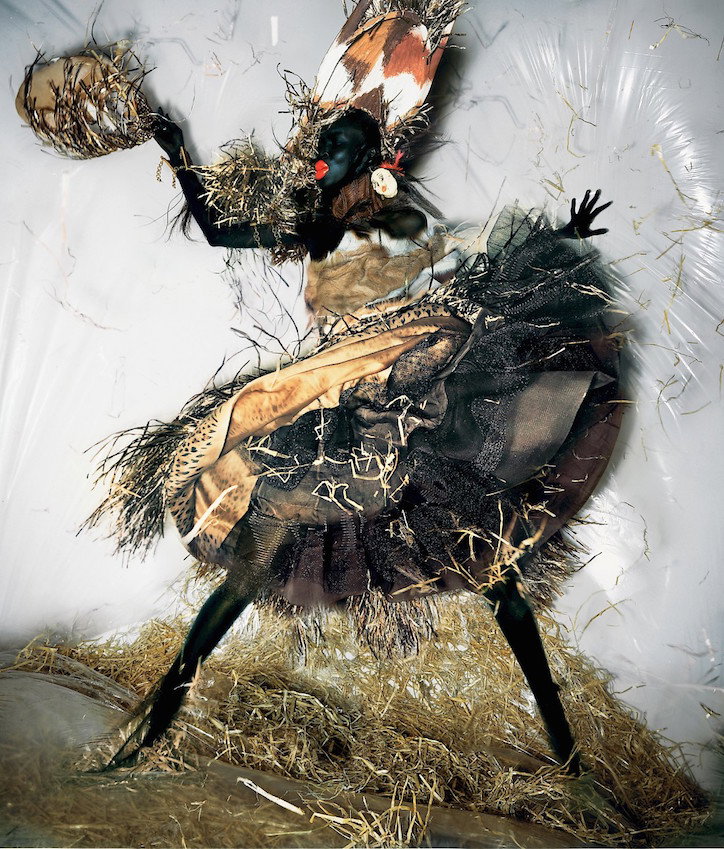 PastPresent_CoutureJohnGalliano2002.jpg