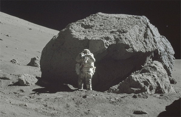 Over 8,400 Nasa moon landing images uploaded to Flickr