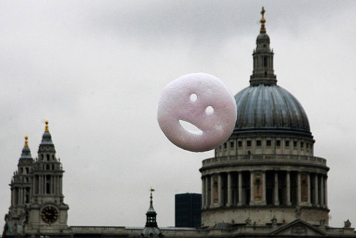 happy-clouds-by-stuart-sempleStuart-Semple-its-nice-that.jpg
