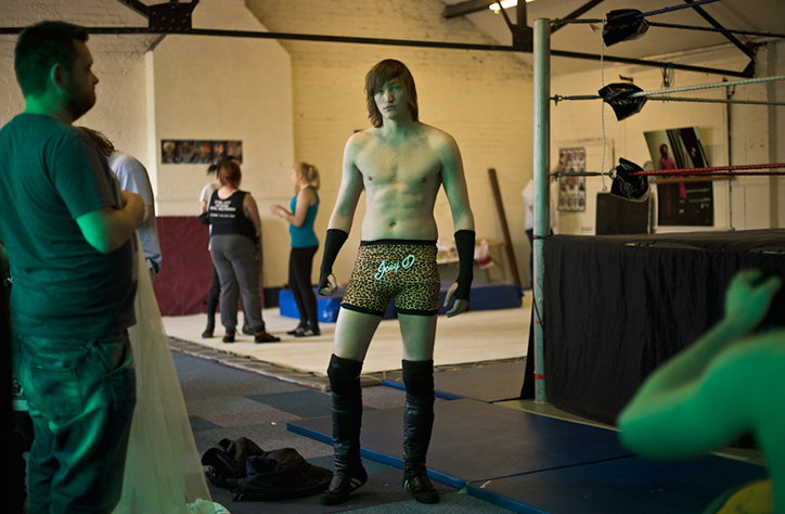 Nathan-Gibson-behind-the-golden-curtain-its-nice-that-list.jpg