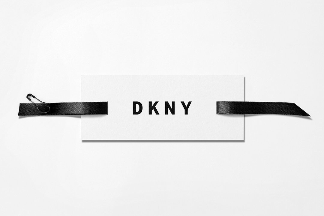 INT_OTW16_DKNY_Hangtag.jpg