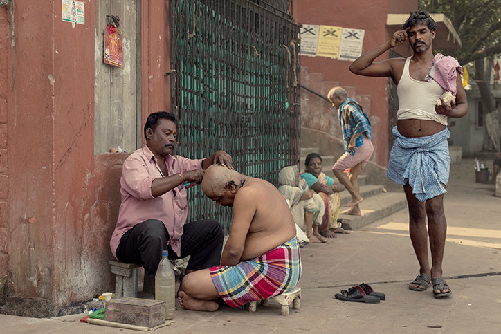 Jonny_Stewart_Ganges_Ghat_Its_Nice_That_6.jpg