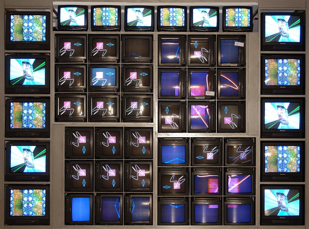 Nam-June-Paik_-Internet-Dream_-1994.jpg