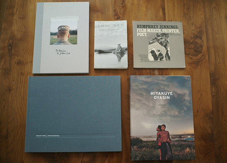 Tomas_Leach_Books_INT_top.jpg