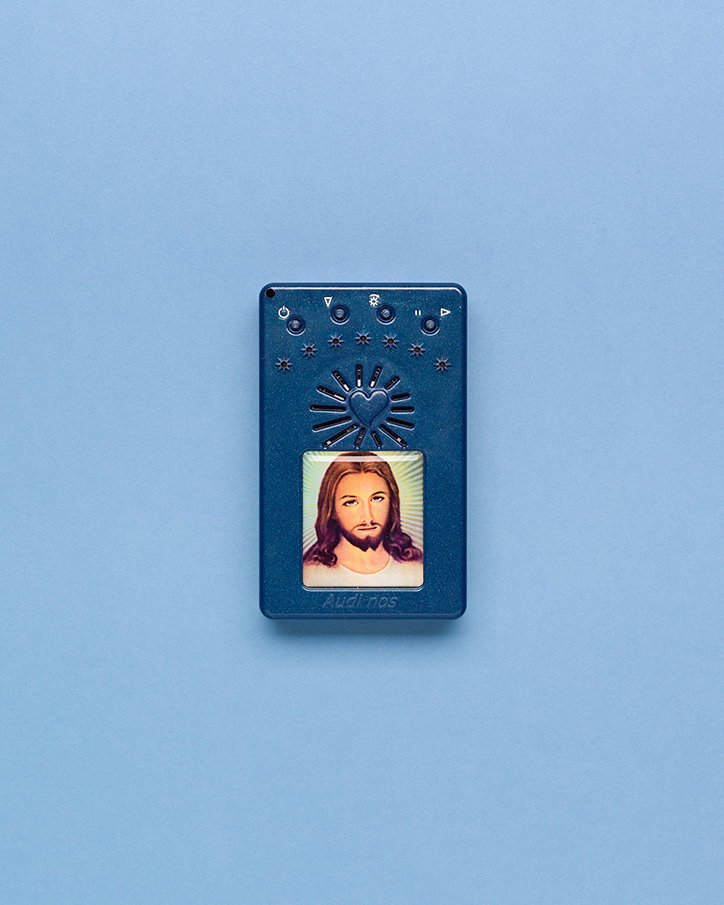 louis-de-belle-besides-faith-electronic-rosary_INT_2.jpg