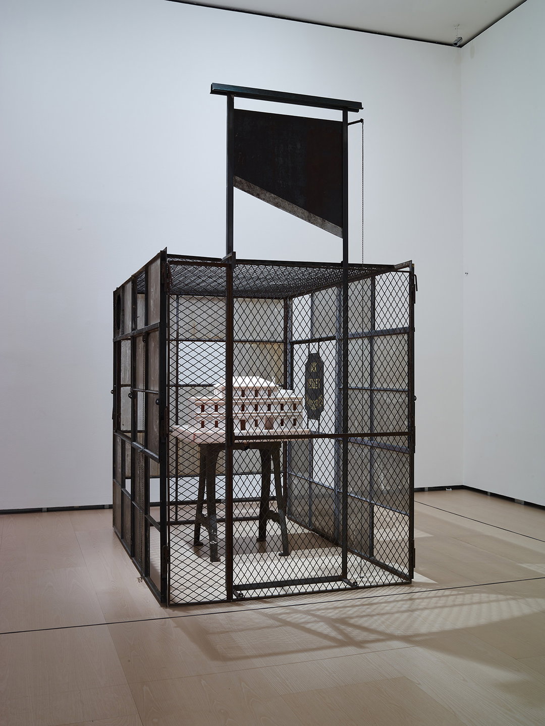 015.Galerias_Louise_Bourgeois_2016_INT_10.jpg