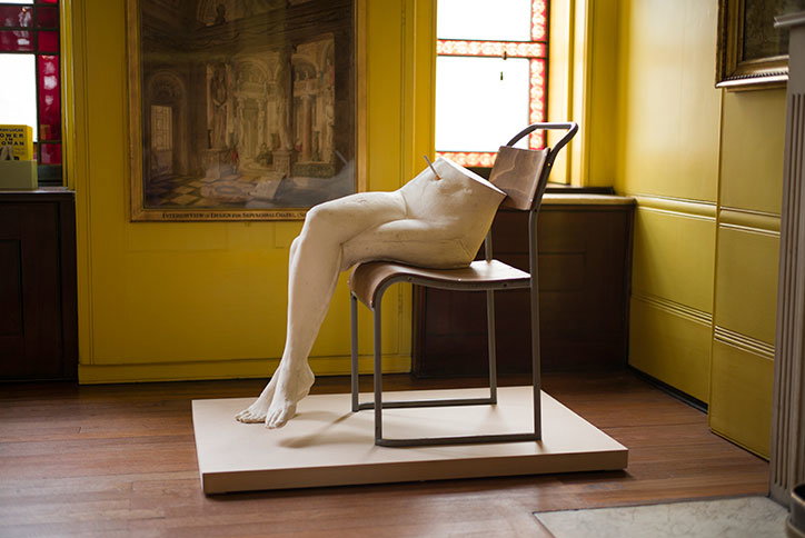 sarah-lucas-INT-2.jpg