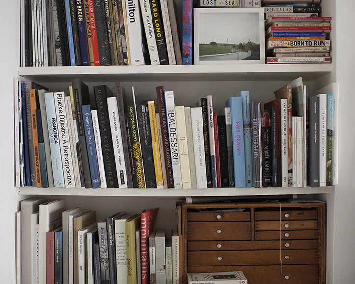 Linda_Brownlee_Bookshelf_INT_top.jpg