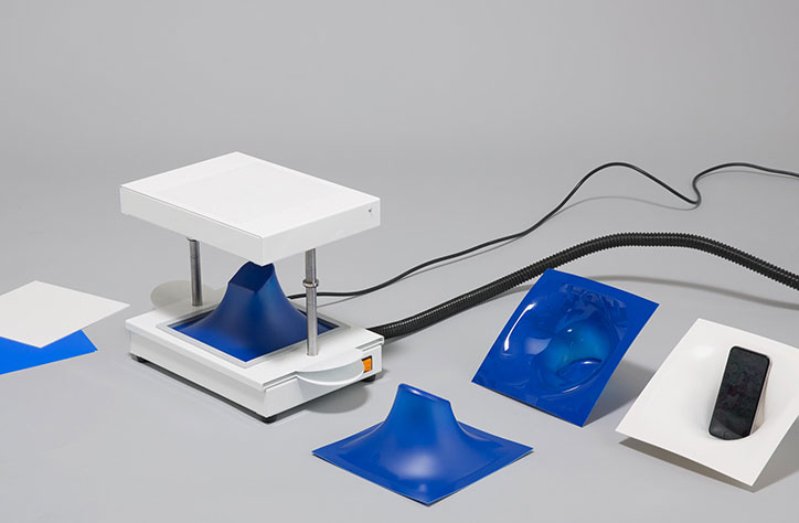 iPhone-amplifiers_FormBox.jpg