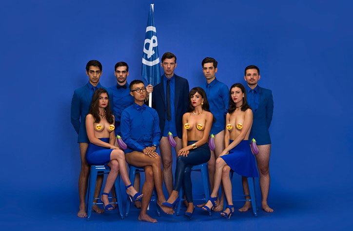 The new Sagmeister & Walsh website has a live feed from a snake enclosure and a new naked photo (NSFW)