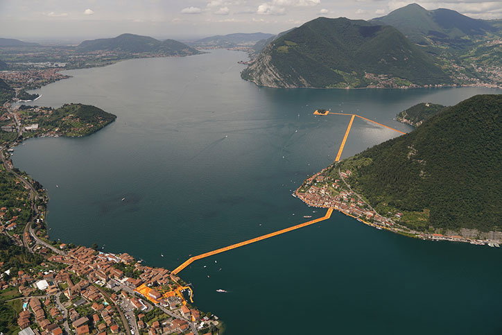 christo-floating-piers-6.jpg