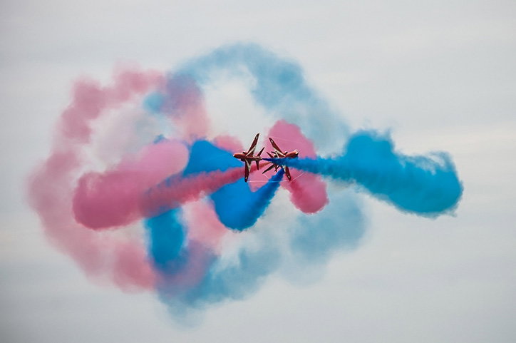 Ron_Gessel_Red_Arrows_Its_Nice_That_2.jpg