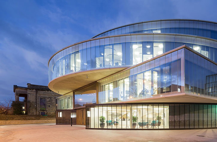 2.Stirling-Prize_Blavatnik-School-of-Government_Iwan_Baan.jpg