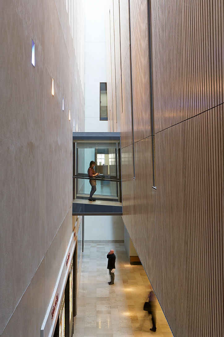 4.-Stirling-Prize_Weston-Library__James_Brittain.jpg