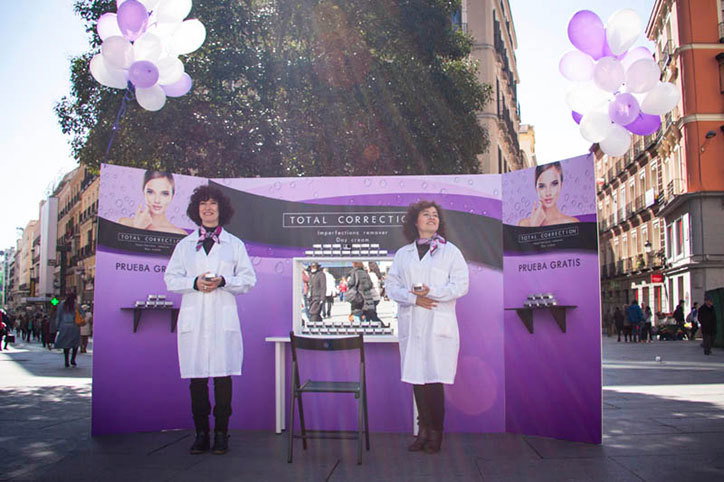 Total-Correction_Yolanda-Dominguez_01.jpg
