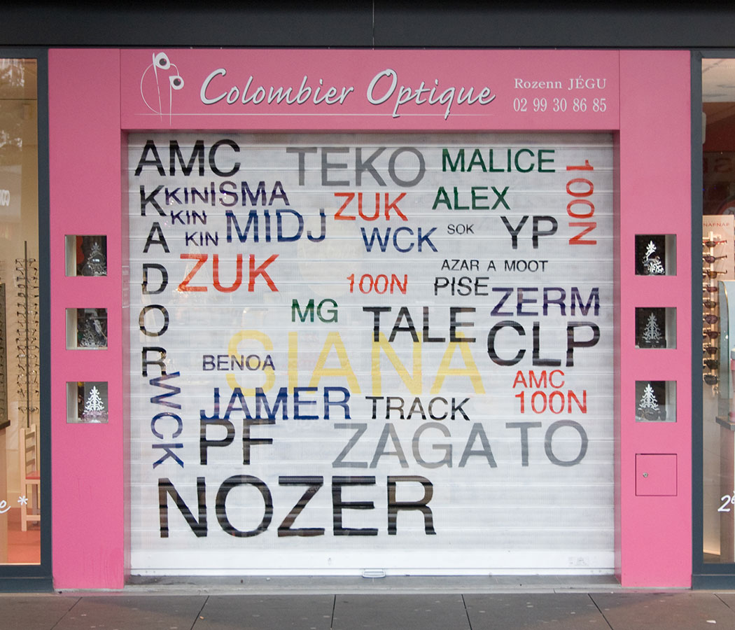 2010_TAGCLOUDS_COLOMBIEROPTIQUE_DOCUMENTATION_RENNES_MATHIEUTREMBLIN_IMG_4804.jpg