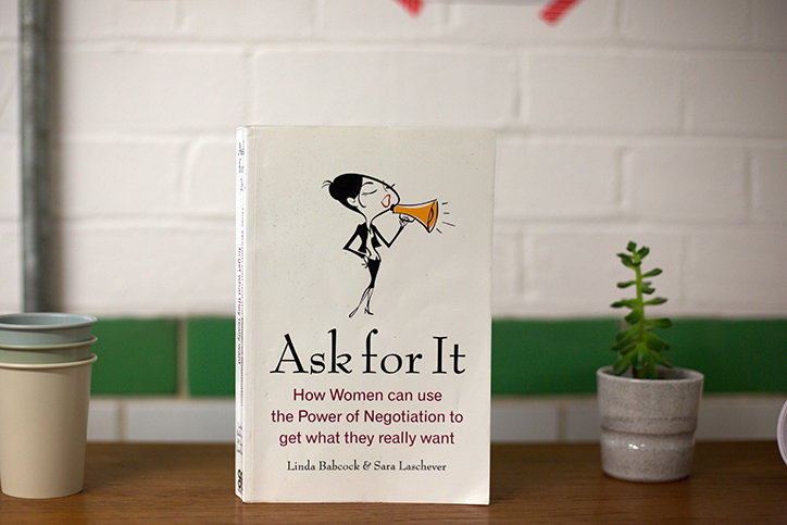 ustwo_bookshelf_ask_for_it_INT_1.jpg
