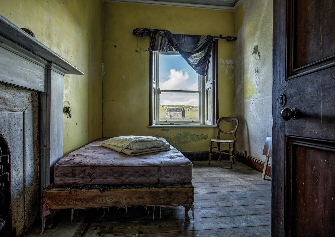 Bedroom_and_Chapel_-_Ensay.jpg