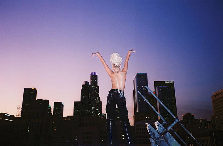 photographer-sandy-kim-documents-her-louche-rock-n-roll-life-v23n5-514-1470057771-size_1000.jpg