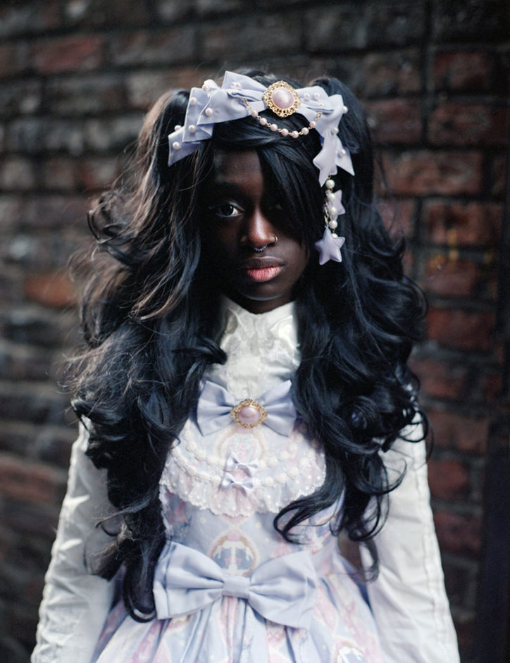 Annie-Collinge_Lolita-meet-up.jpg