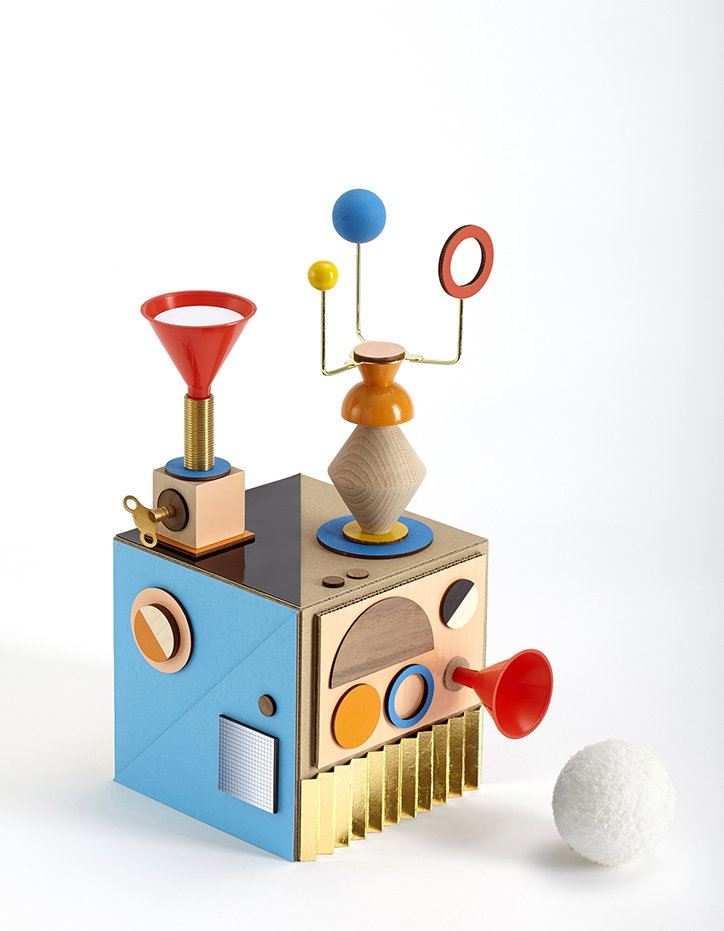C_Macdonald_Snowball_Making_Machine_credit_Lydia_Whitmore.jpg
