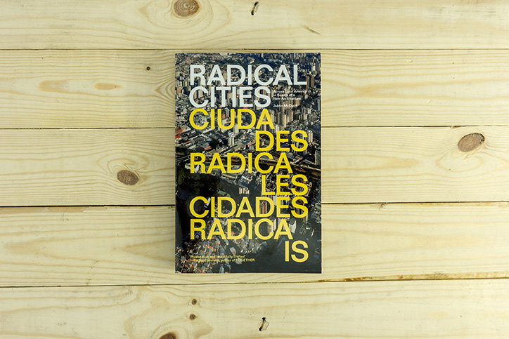 Deyan_Sudjic_Bookshelf_Radical_INT_1.jpg