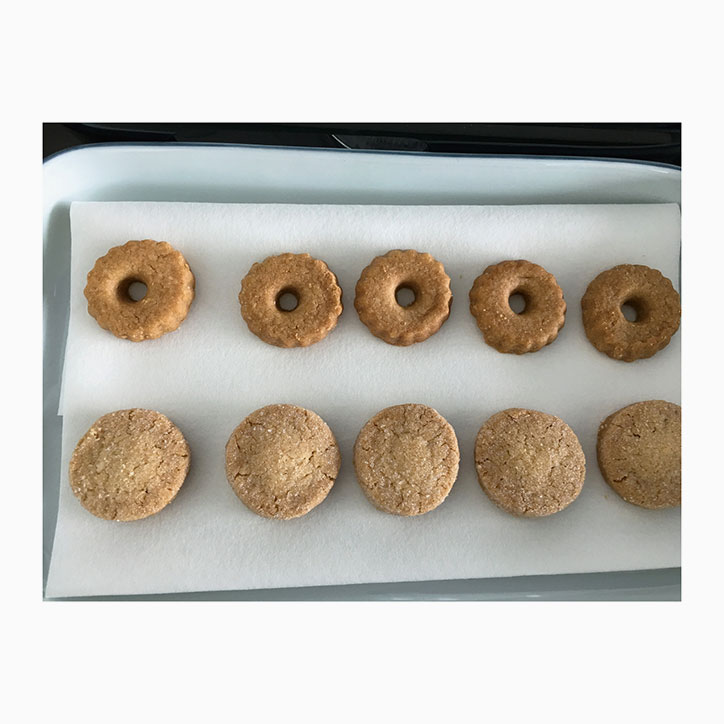 System-Mag_Miuccia-Prada_Juergen-Teller_biscuits.jpg