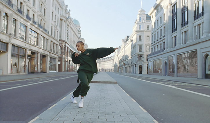 Grey London empties London in a new film for Bose