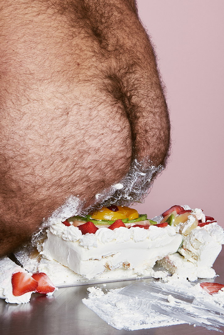 Cake_Holes_Bompass_and_Parr_Its_Nice_That_10.jpg