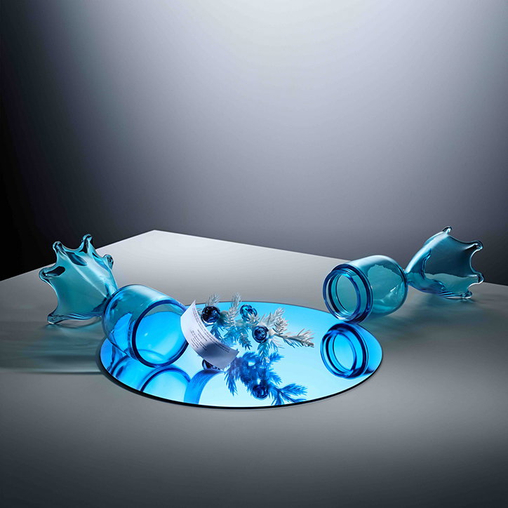 Bombay_Sapphire_Cracker_Open_Luke_Grade.jpg