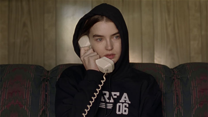 the-xx-alasdair-mclellan-on-hold-9.jpg