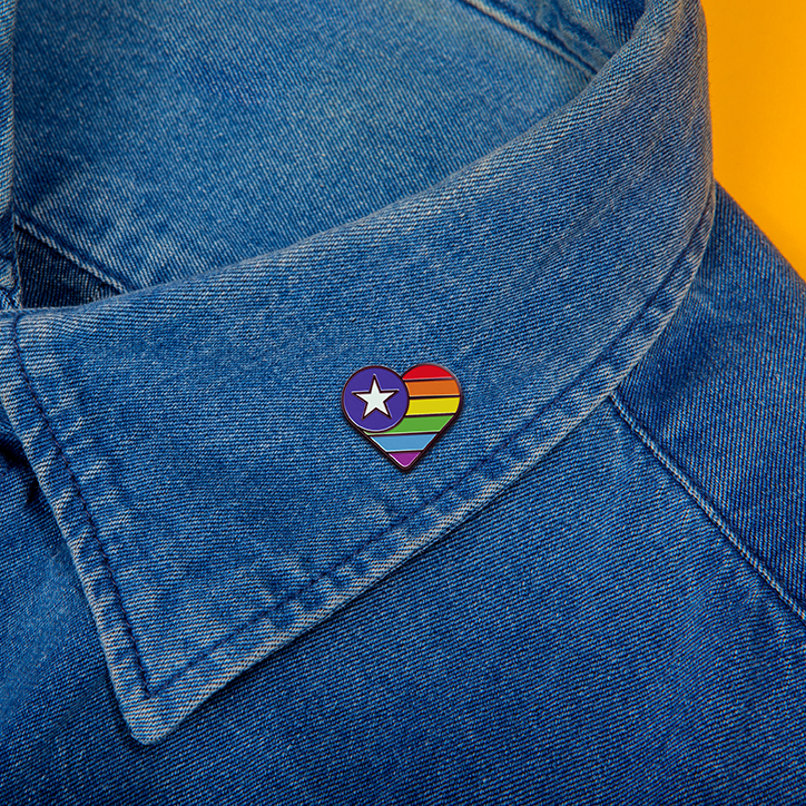 Rainbow-Heart-Pin.png