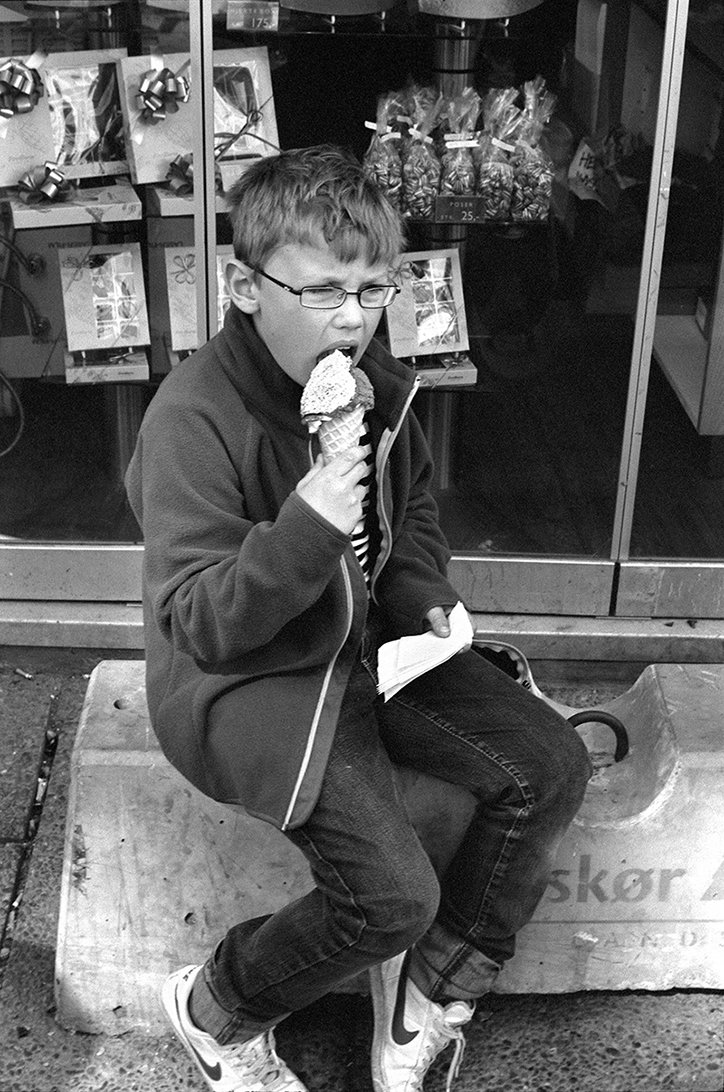 Ed_Templeton_kid_Lick_INT_5.jpg