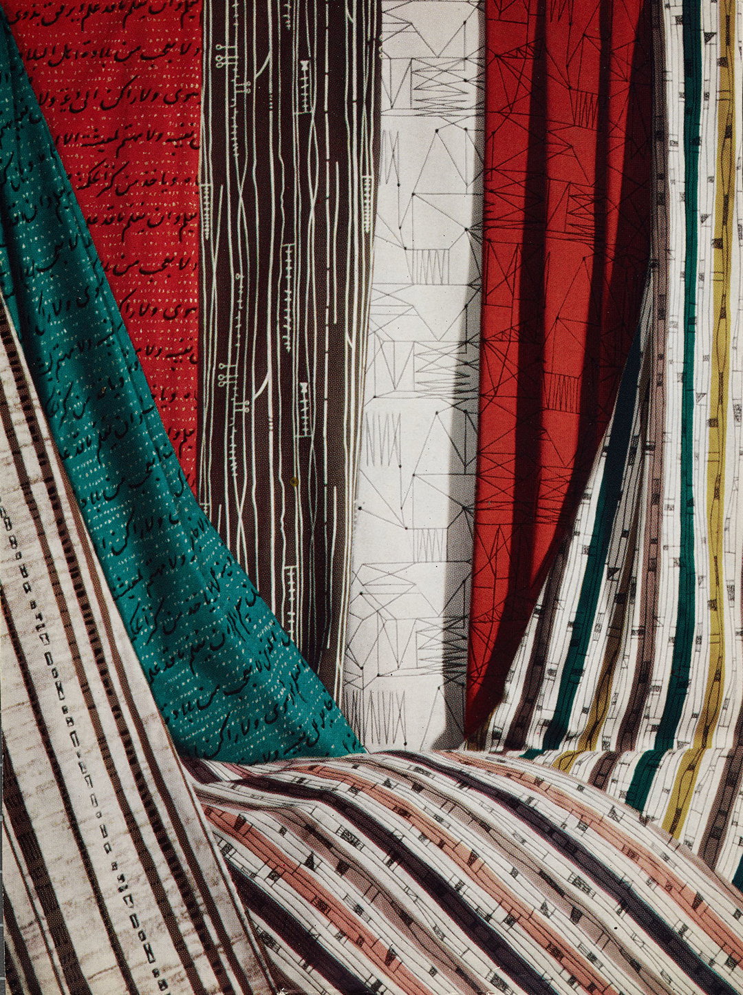 Lucienne-Day_fabric-group-1515.jpg