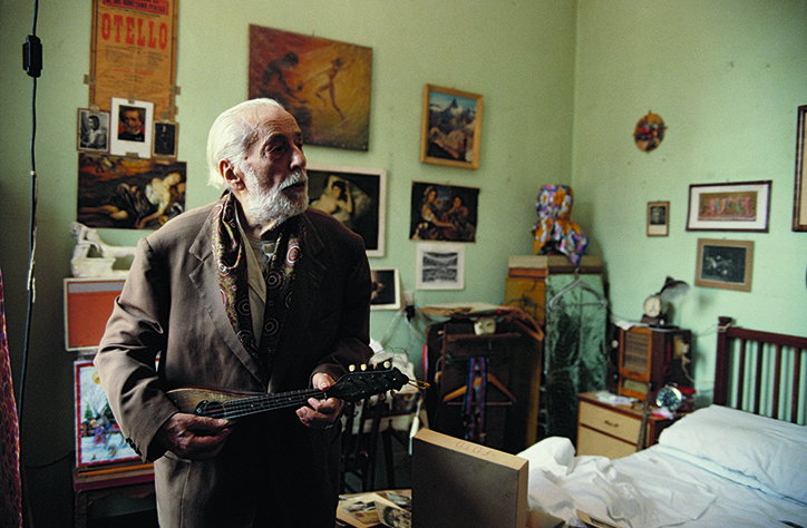 Eric Bachmann photographs a retirement home for penniless musicians