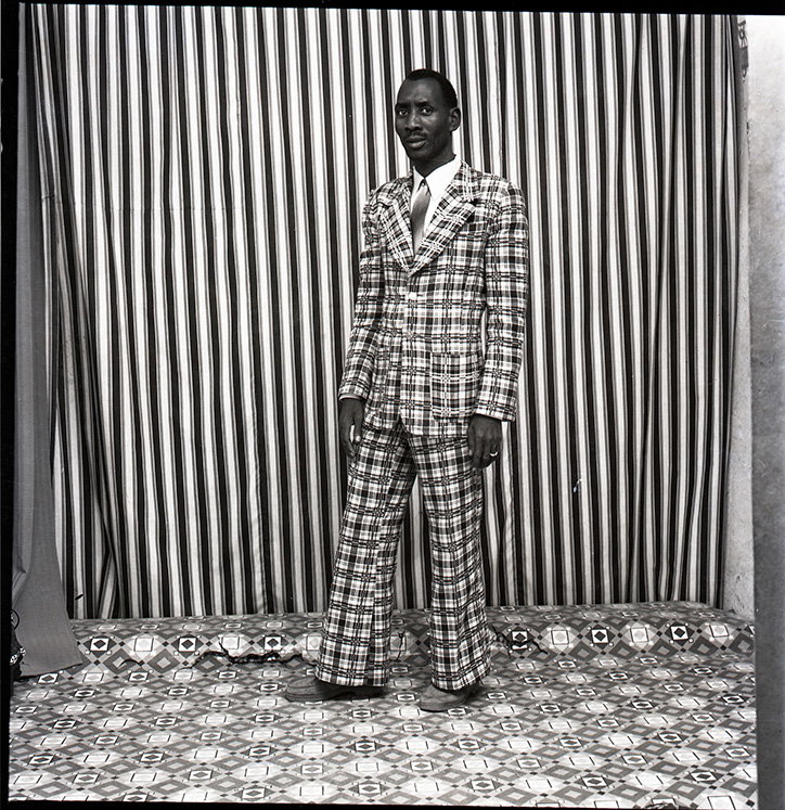 A_moi_seul__1978_(c)_Malick_Sidibé._Courtesy_Galerie_MAGNIN-A__Paris.jpg